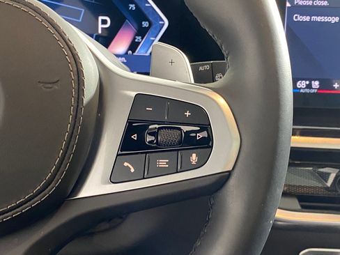 Certified 2025 BMW X5 xDrive40i w/ M Sport Package image 31