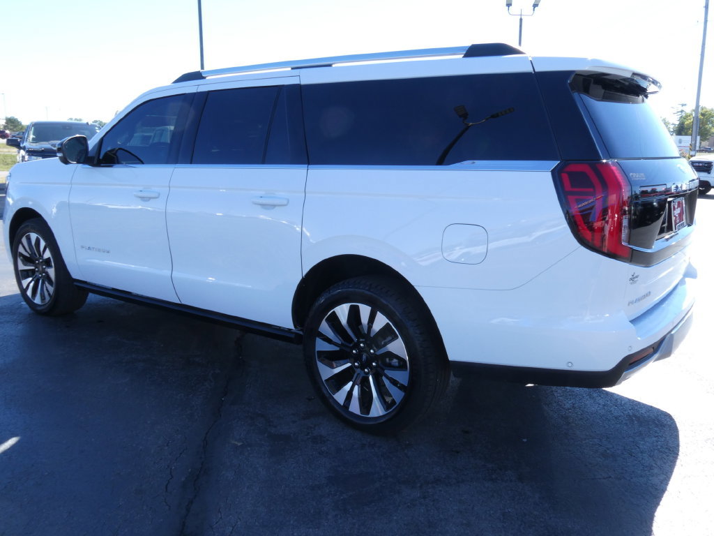 Used 2025 Ford Expedition Max Platinum w/ Driver's Package AWD/4WD image 7