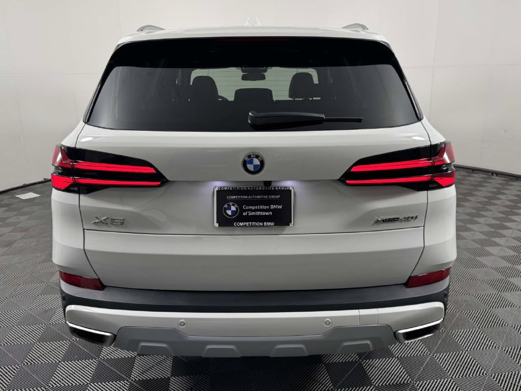Used 2026 BMW X5 xDrive40i w/ Premium Package AWD/4WD image 9
