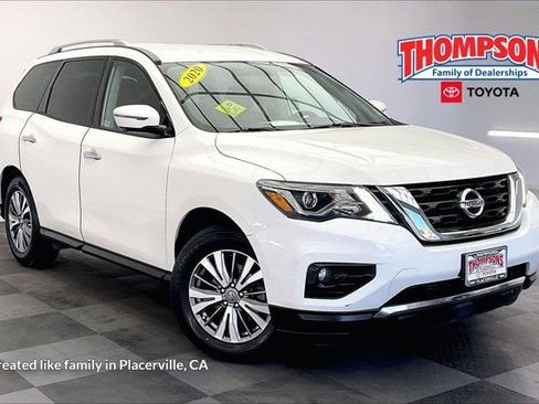 Used 2020 Nissan Pathfinder SL AWD/4WD image 1