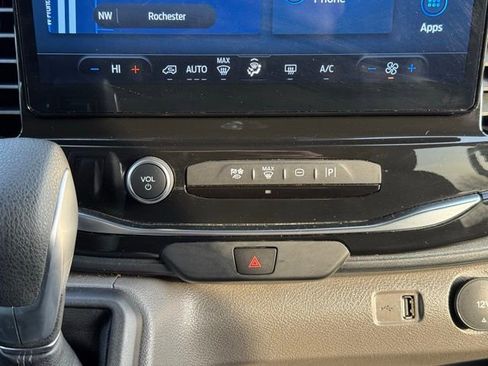 Certified 2024 Ford Transit 350 XLT image 7