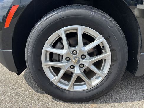 Used 2024 Chevrolet Equinox LT w/ LPO, Floor Liner Package AWD/4WD image 7