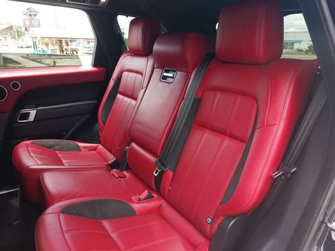 Used 2019 Land Rover Range Rover Sport Supercharged AWD/4WD image 13