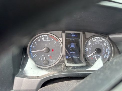 Used 2023 Toyota Tacoma TRD Pro AWD/4WD image 3