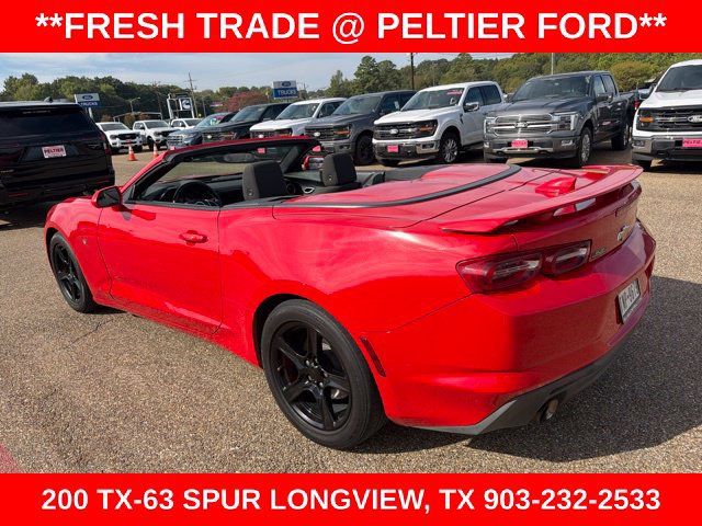 Used 2020 Chevrolet Camaro LT RWD image 7