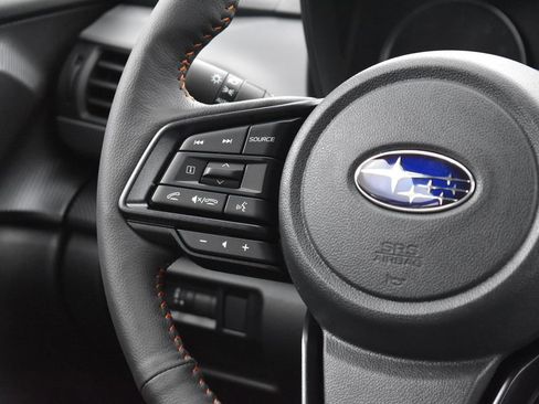 Used 2026 Subaru Crosstrek 2.5i Limited w/ Crosstrek Mirror Package image 18