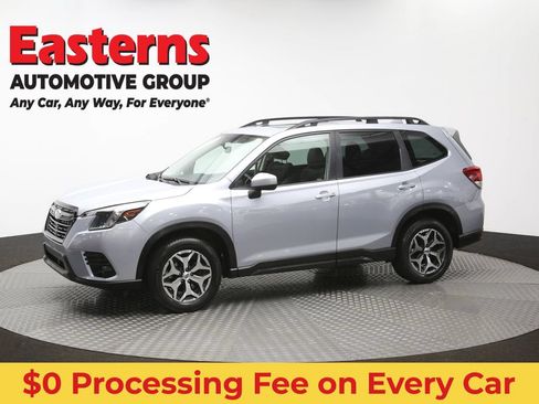 Used 2023 Subaru Forester Premium AWD/4WD image 61
