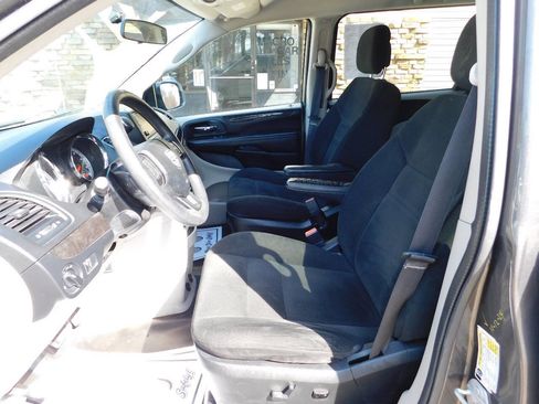 Used 2016 Dodge Grand Caravan SE w/ Quick Order Package 29E SE image 27