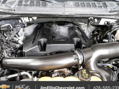 Used 2018 Ford F150 Platinum w/ Equipment Group 701A Luxury image 34