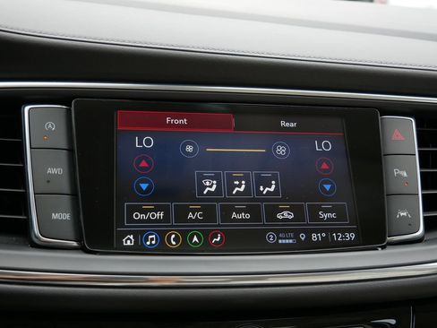 Used 2024 Buick Enclave Avenir w/ Avenir Technology Package AWD/4WD image 23