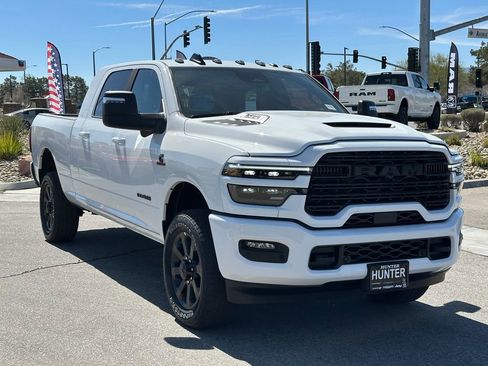 New 2026 RAM 2500 Laramie w/ Night Edition AWD/4WD image 10