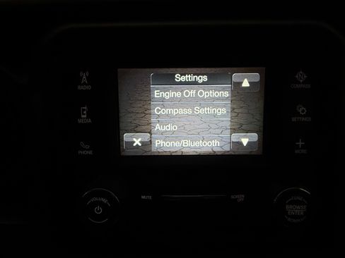 Used 2019 Jeep Wrangler Unlimited Sport image 35