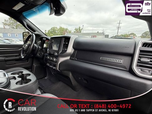 Used 2024 RAM 3500 Big Horn AWD/4WD image 46