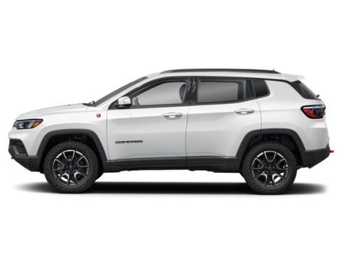 Certified 2024 Jeep Compass Trailhawk w/ Trailhawk Elite Group image 2