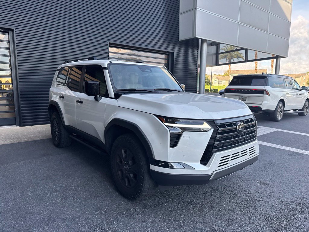 Used 2024 Lexus GX 550 AWD/4WD image 6