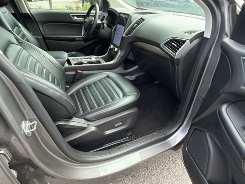 Used 2024 Ford Edge SEL AWD/4WD image 19