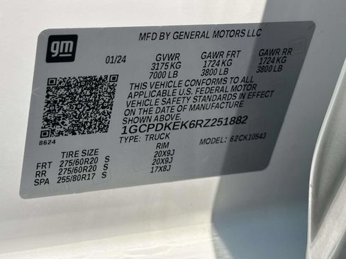 Certified 2024 Chevrolet Silverado 1500 LT AWD/4WD image 30