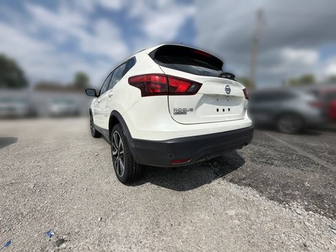 Used 2019 Nissan Rogue Sport SL w/ Premium Package AWD/4WD image 3