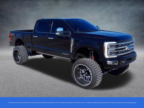 Used 2024 Ford F250 Platinum w/ FX4 Off-Road Package AWD/4WD image 3