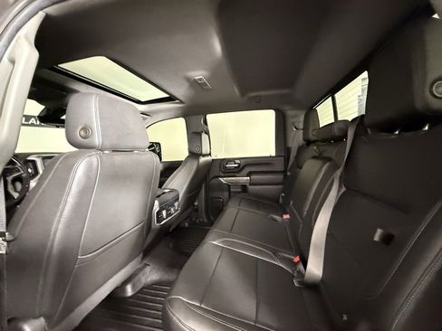 Used 2022 Chevrolet Silverado 2500 LTZ w/ LTZ Plus Package image 29