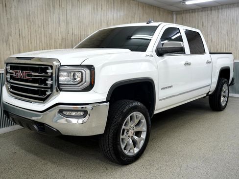 Used 2018 GMC Sierra 1500 SLT w/ SLT Premium Package image 4