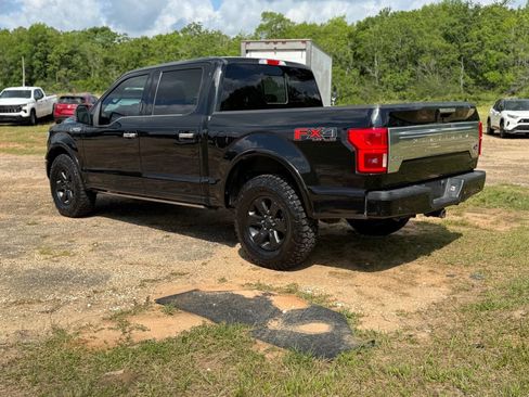 Used 2018 Ford F150 Platinum w/ Equipment Group 701A Luxury AWD/4WD image 3