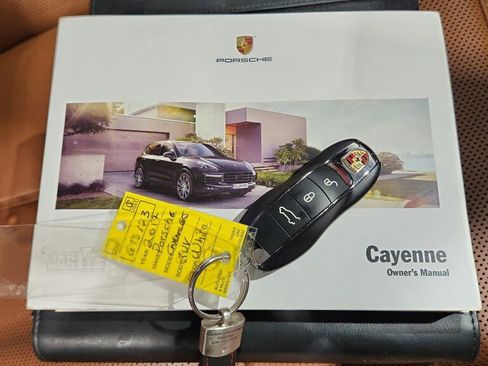 Used 2017 Porsche Cayenne GTS image 31