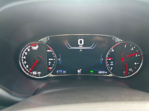 Used 2021 GMC Acadia Denali w/ GMC Pro Grade Package image 16