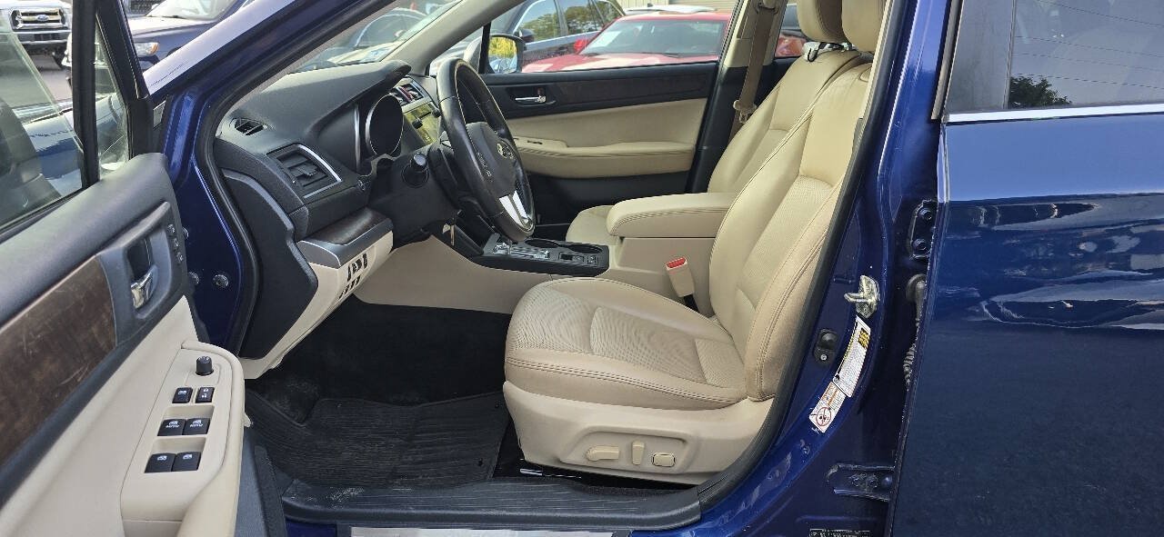Used 2015 Subaru Outback 2.5i Limited AWD/4WD image 6