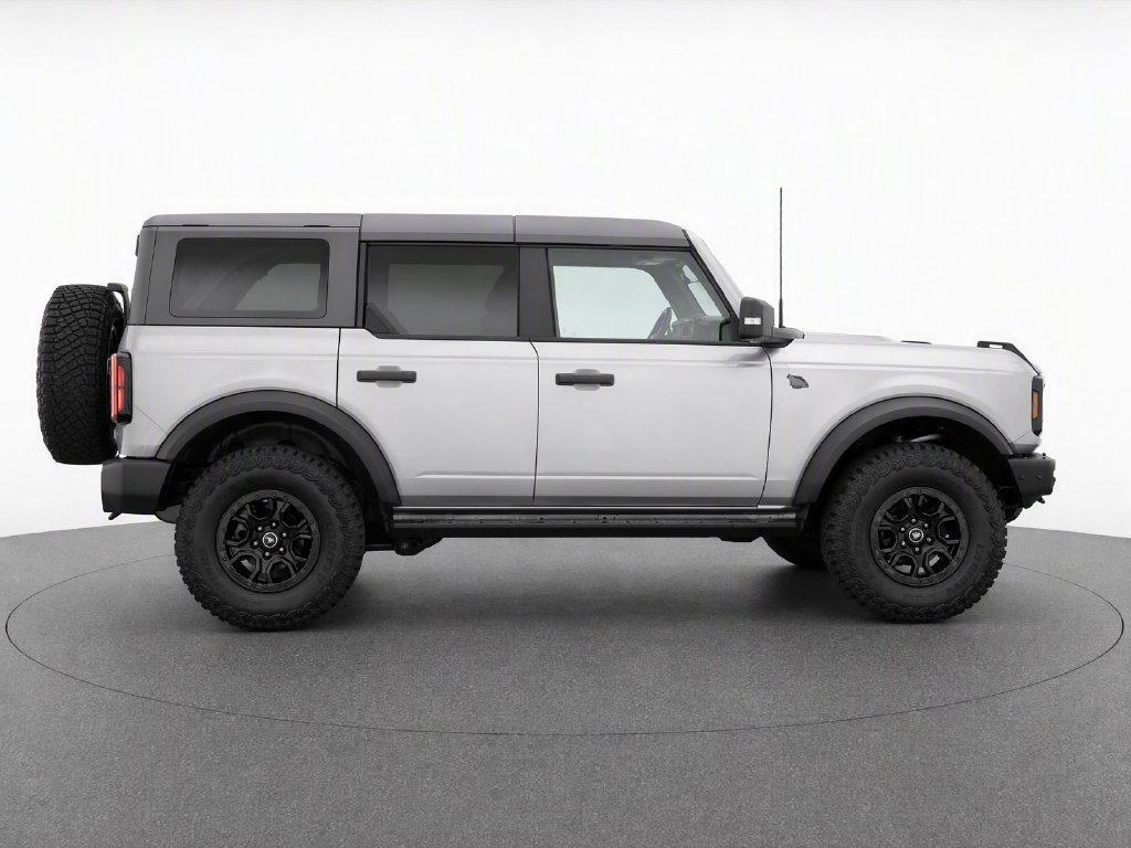 Used 2022 Ford Bronco Wildtrak AWD/4WD image 8