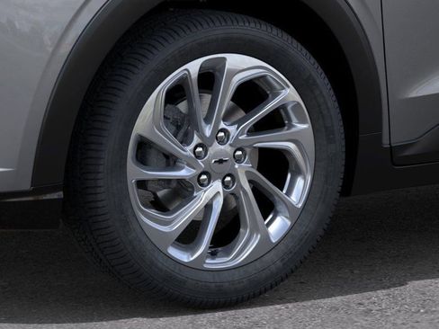 New 2027 Chevrolet Bolt LT w/ Comfort Package FWD image 9