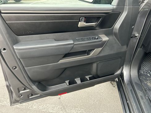 Used 2025 Toyota Tundra SR5 image 9