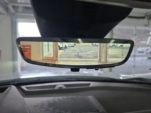 Certified 2024 GMC Acadia Denali w/ Super Cruise Package image 24