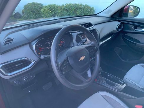 Used 2021 Chevrolet TrailBlazer LT image 10