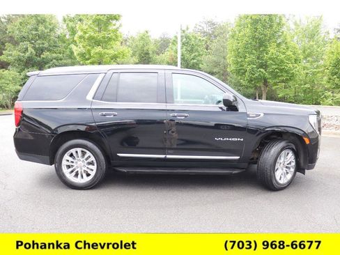 Certified 2024 GMC Yukon SLT AWD/4WD image 8