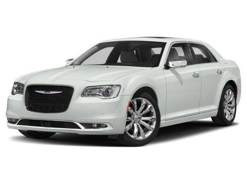 Used 2019 Chrysler 300 Limited AWD/4WD image 4