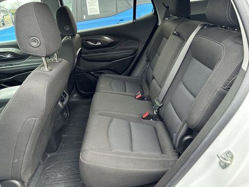 Used 2024 GMC Terrain SLE w/ Driver Convenience Package image 20
