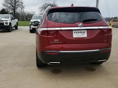 Used 2022 Buick Enclave Essence w/ Sport Touring Edition FWD image 7