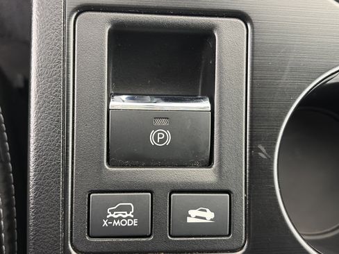 Used 2017 Subaru Outback 2.5i Limited image 29