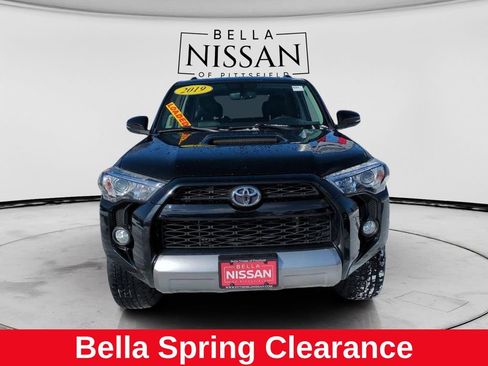 Used 2019 Toyota 4Runner TRD Off-Road Premium image 2