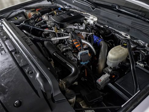 Used 2015 GMC Sierra 3500 Denali w/ Duramax Plus Package image 46