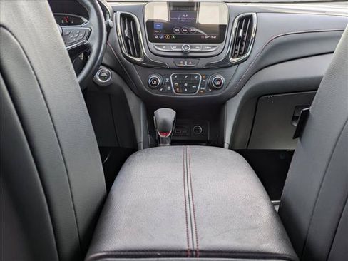 Used 2022 Chevrolet Equinox RS w/ RS Leather Package FWD image 16