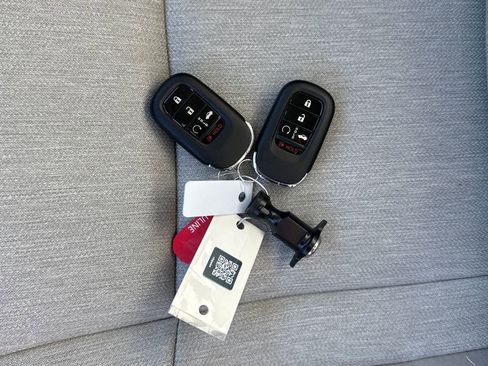 New 2025 Honda Accord SE image 27