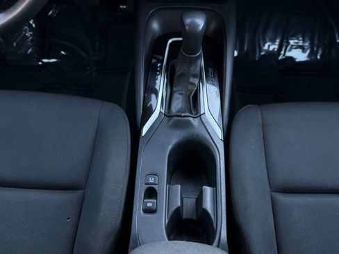 Used 2025 Toyota Corolla LE image 23