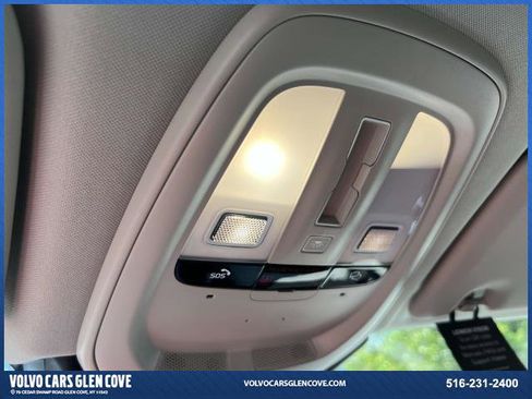 Certified 2025 Volvo XC60 B5 Ultra w/ Protection Package Premier image 32
