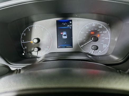 Used 2024 Toyota Corolla LE FWD image 19