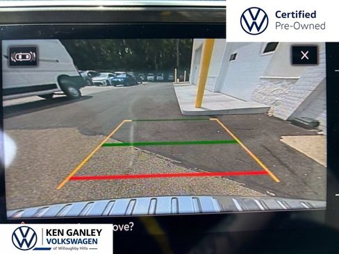 Used 2022 Volkswagen Tiguan SEL R-Line AWD/4WD image 24