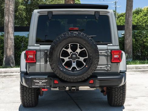 Used 2021 Jeep Wrangler Unlimited Rubicon AWD/4WD image 6