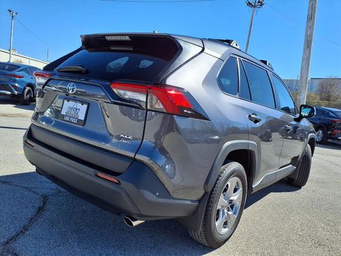Used 2022 Toyota RAV4 XLE w/ Convenience Package image 36