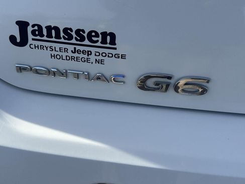 Used 2008 Pontiac G6 GT w/ Premium Package FWD image 9